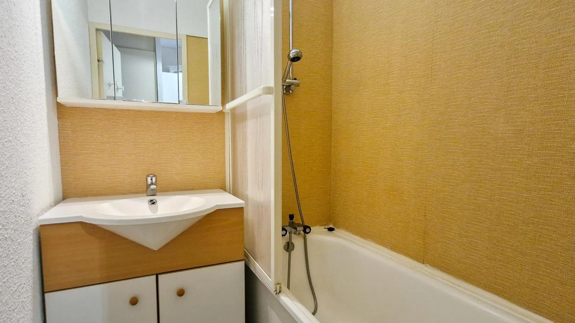 Studio Cabine Confortable, Exposition Sud, Proche Pistes Et Commerces, Balcon Inclus - Fr-1-425-171 Флен Апартаменты